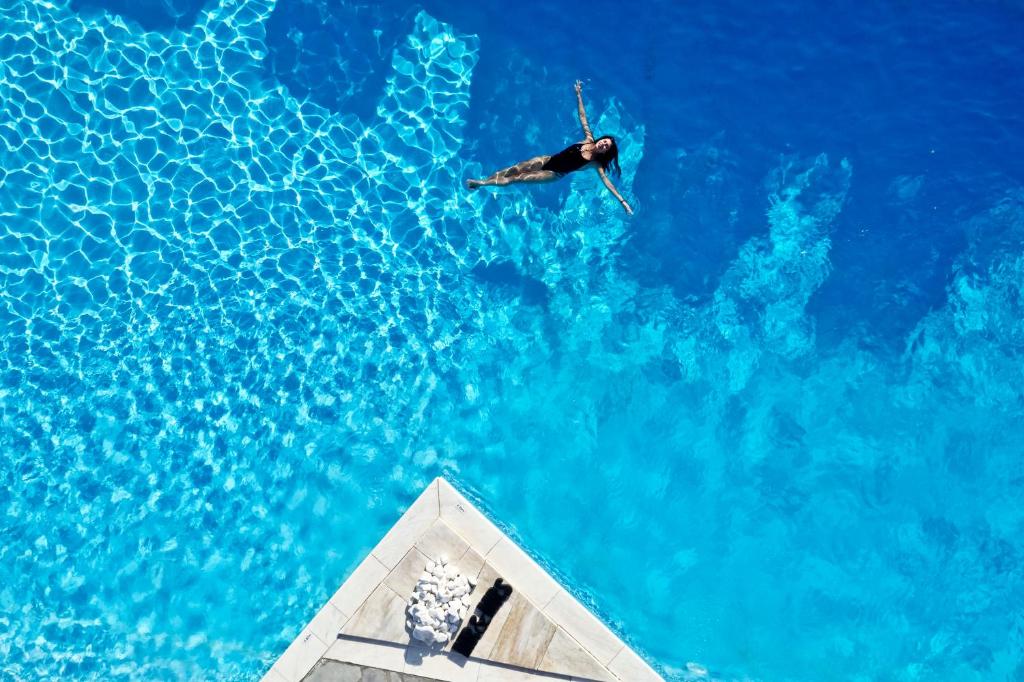 Mr. and Mrs. White Tinos — Hotel in Tinos