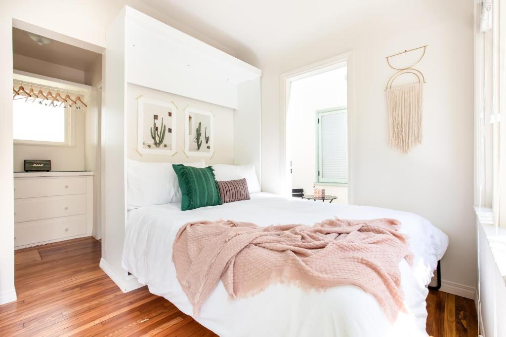 Sonder The Bungalows photo