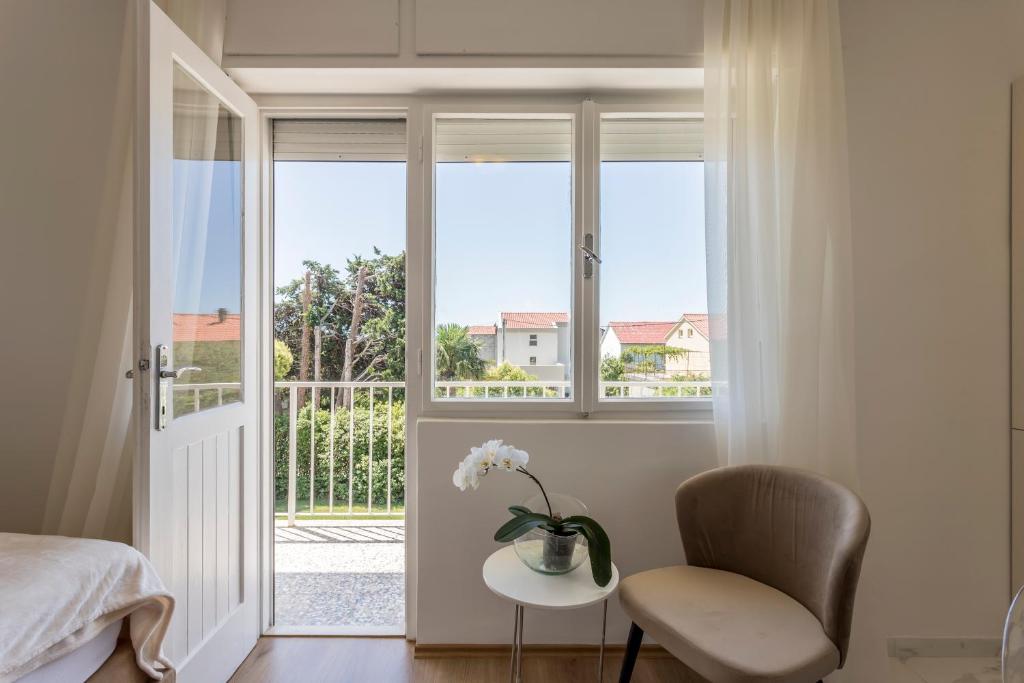Mise Luxury Apartments photo