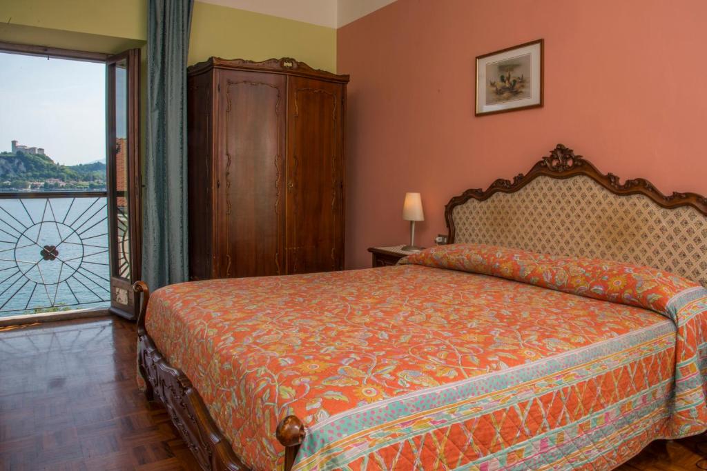 Hotel Florida photo