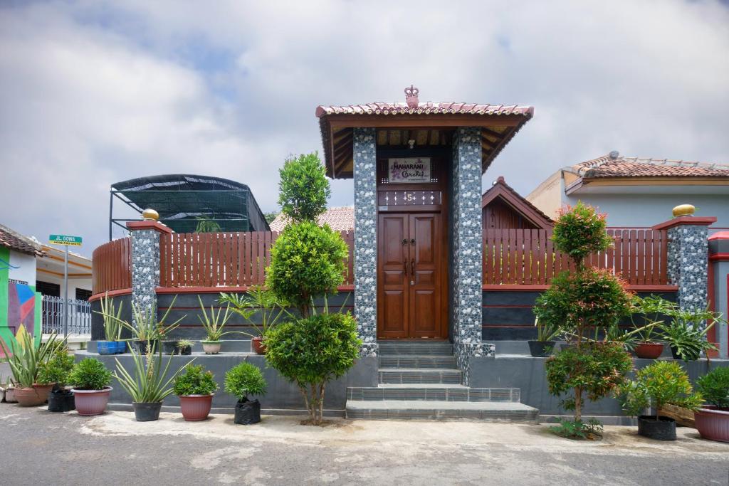 Exterior view, Maharani Homestay in Banyuwangi