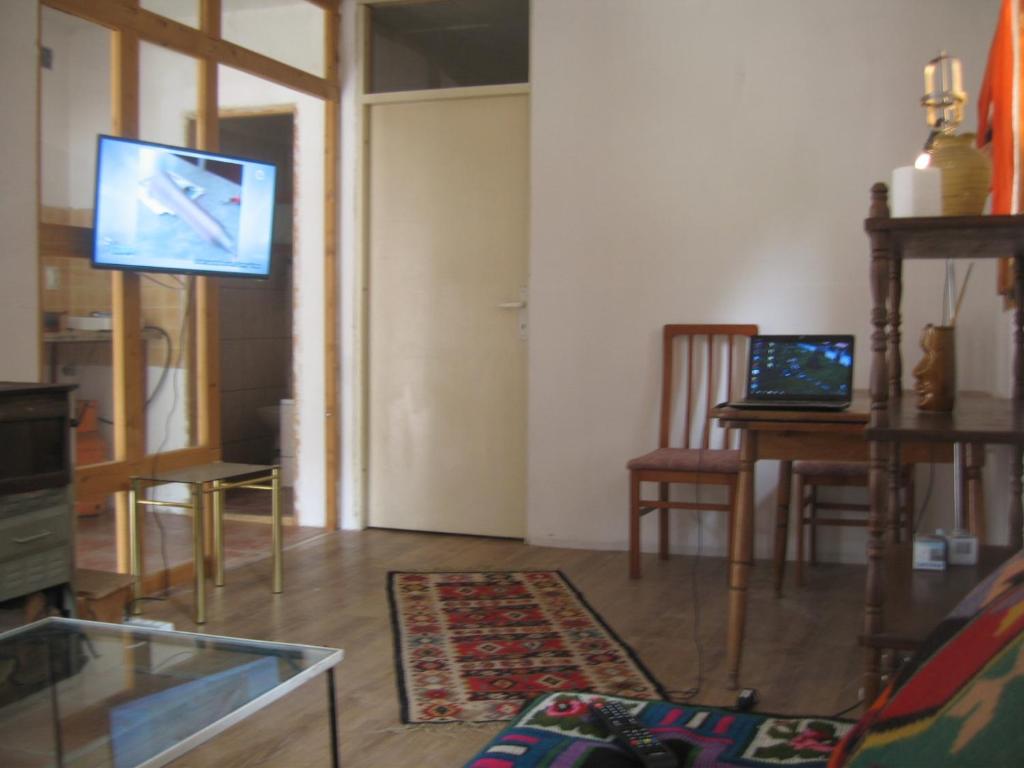 Cosy Cottage on Avala Mountain - 4