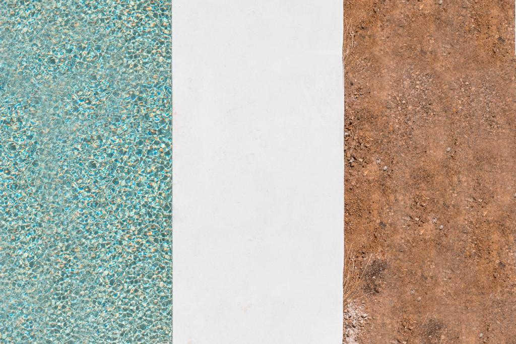 スイミングプール