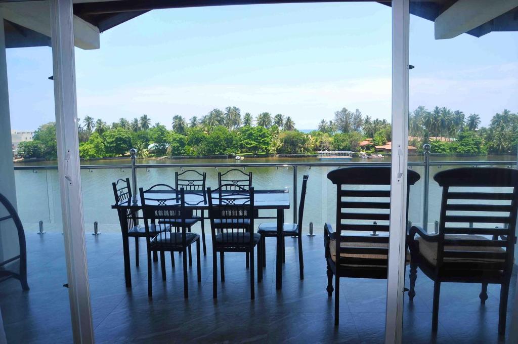 Amber House Lanka photo