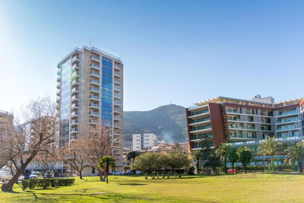 Central Budva apartment - 3