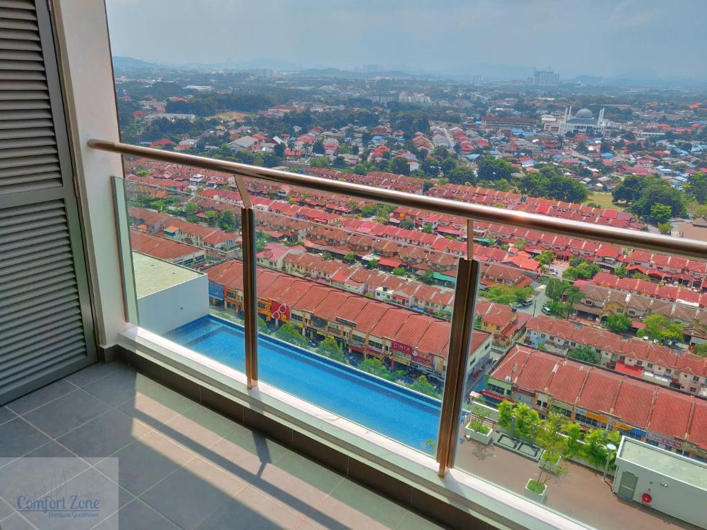 Comfort Zone Guesthouse 7 | Free Movies  photo