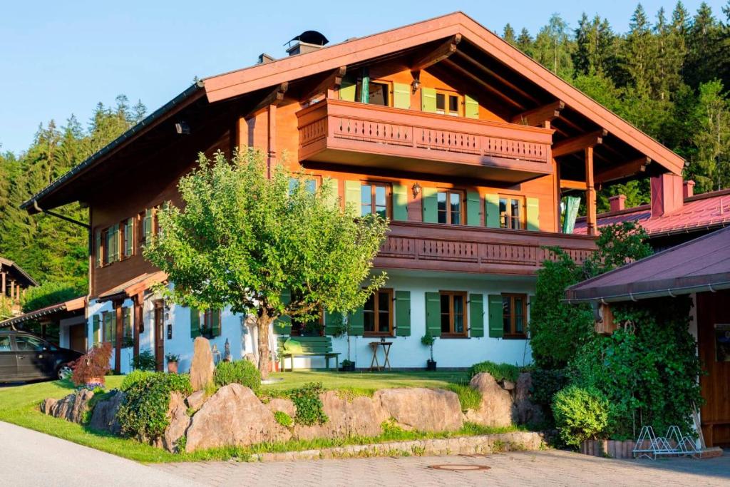 Komfort Ferienwohnungen Reit im Winkl - Haus Davis - 3
