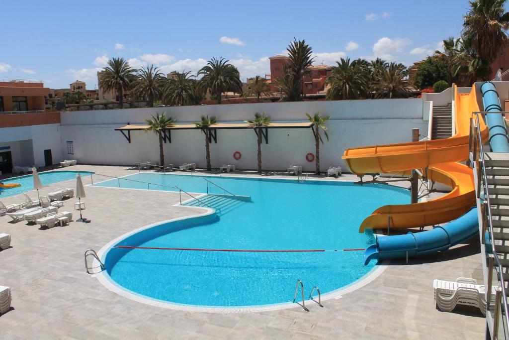 Advise Hotels Reina — Swimming pool in Vera, Andalusia