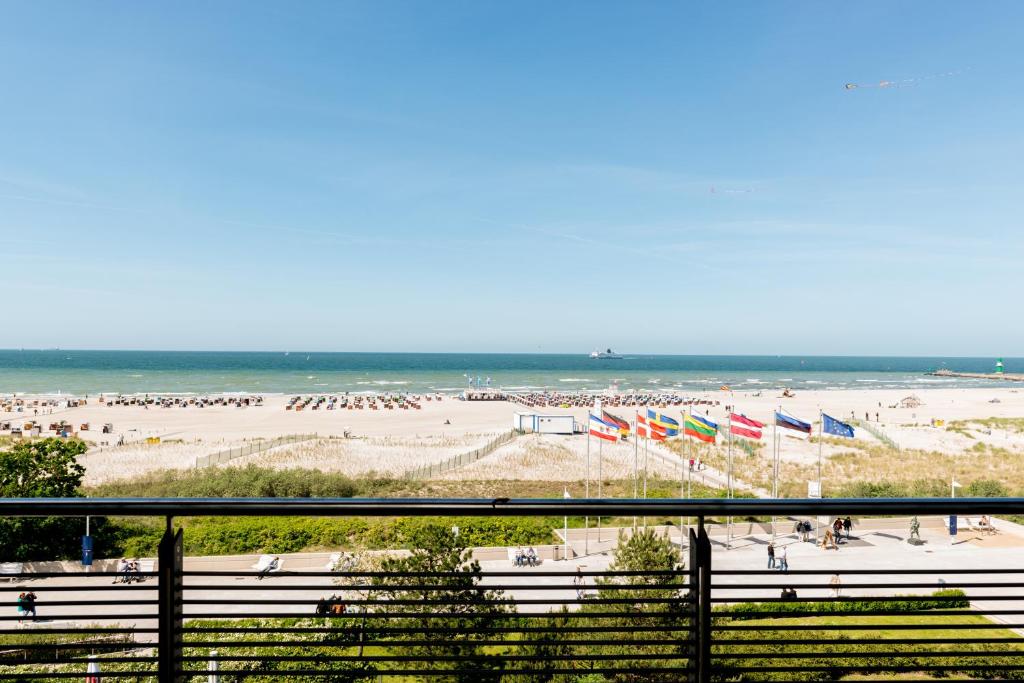 Strand-Hotel Hubner photo