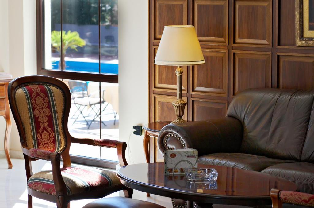 Aeton Melathron Hotel photo