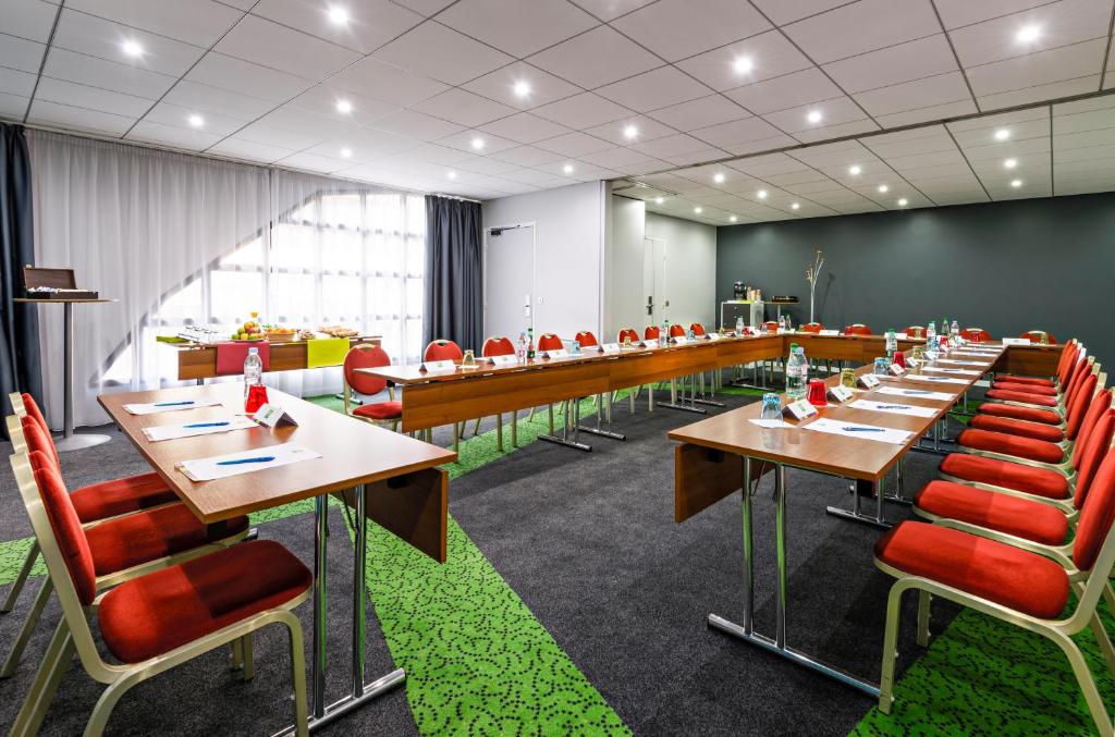 ibis Styles Reims Centre Photo 42