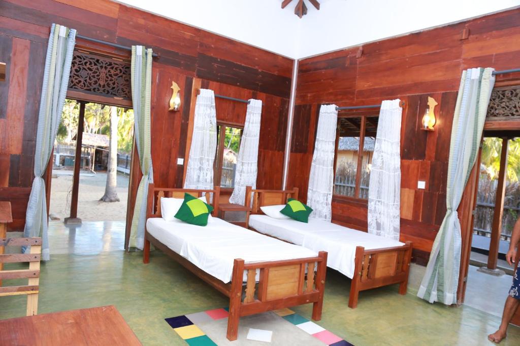 Habitación Doble Deluxe (2 adultos + 1 niño) 