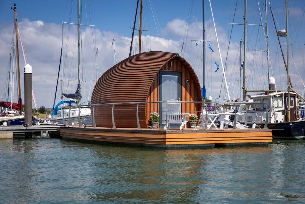 Sea Breeze Ark 900, Emsworth