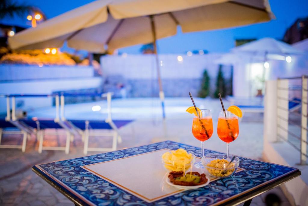 Odysseus Hotel - 5