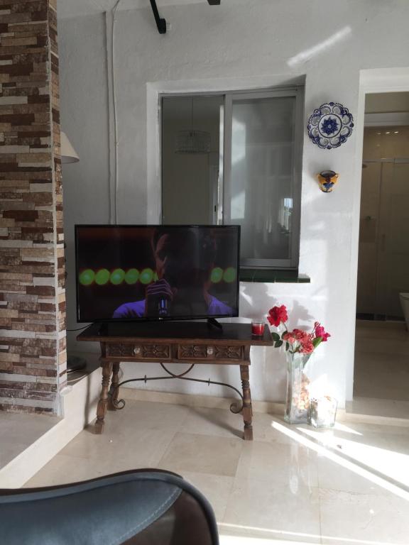 Fascinating & Luxurious Golf,Mountain & Garden view apartment Porto Banus - 2