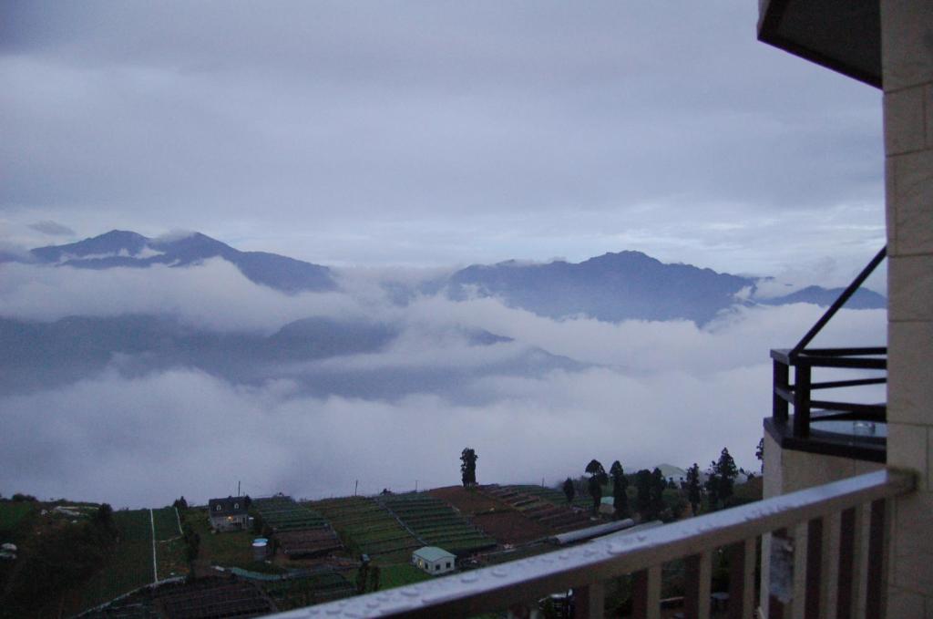 CIngjing Farm Jenku Villa