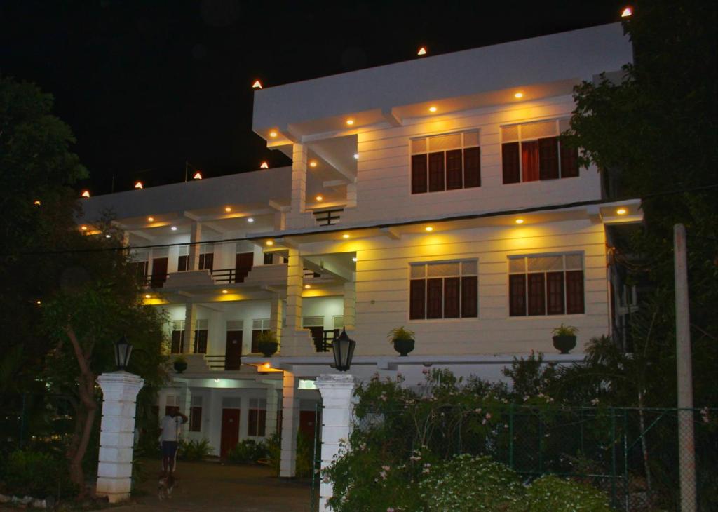 Hotel Senora photo