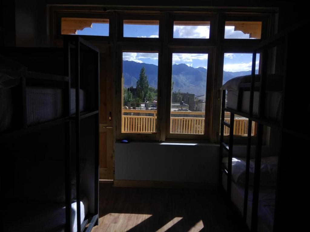 HITCHHIKERS HOSTEL LADAKH photo