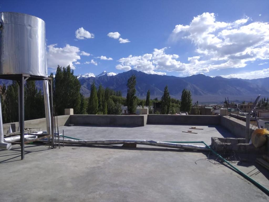 HITCHHIKERS HOSTEL LADAKH photo