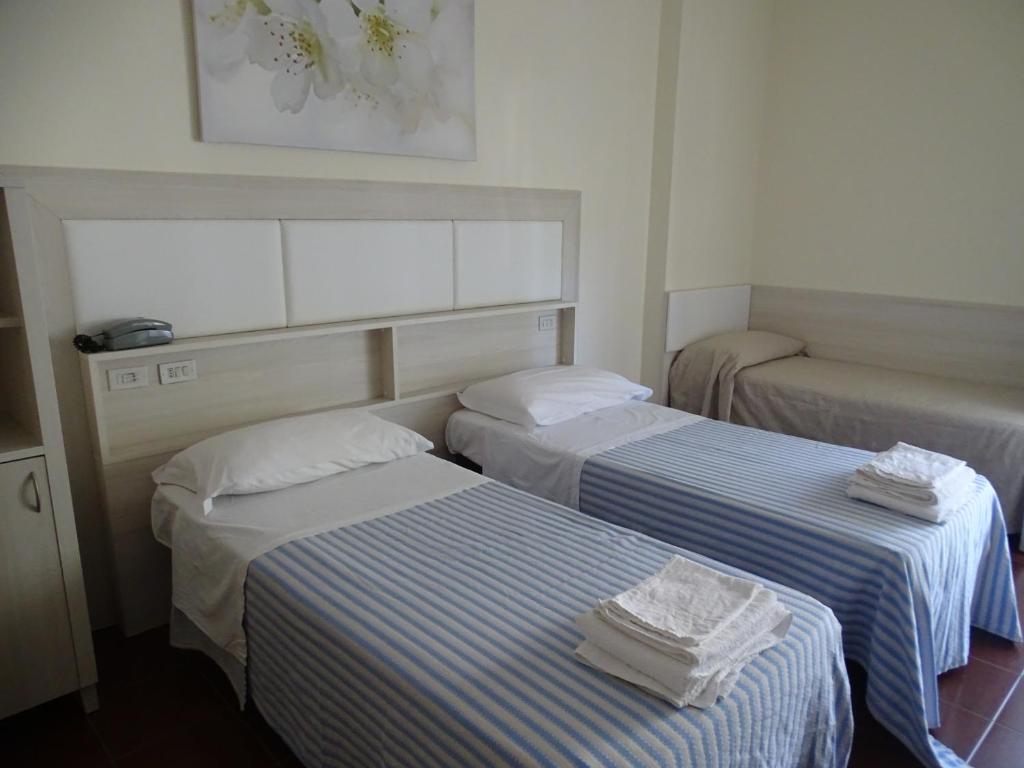 Hotel Royal - 3