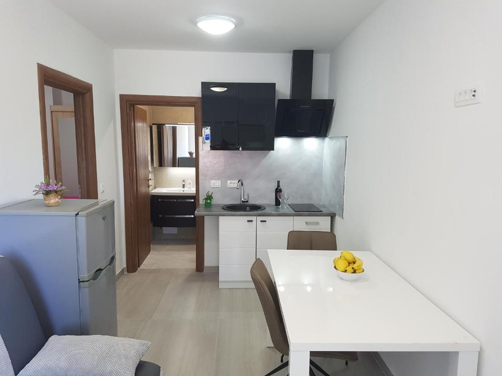 Apartmani Benjamin, Bibinje