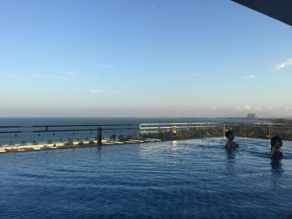 Sunrise Ninh Thuan Hotel