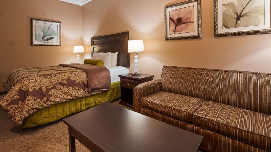 Best Western Plus Route 66 Glendora Inn Photo 11