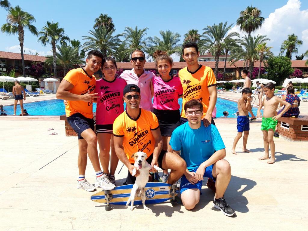 Club Turtas Beach - All Inclusive — Swimming pool in Alanya
