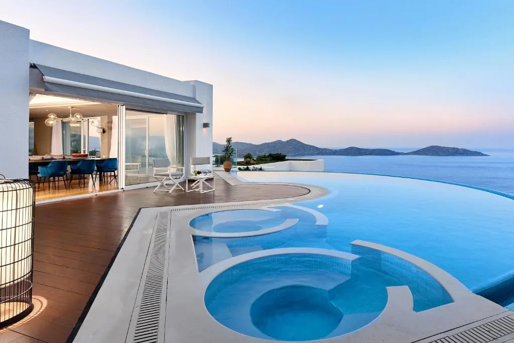 Elounda Gulf Villas by Sandglass，位于伊罗达的酒店