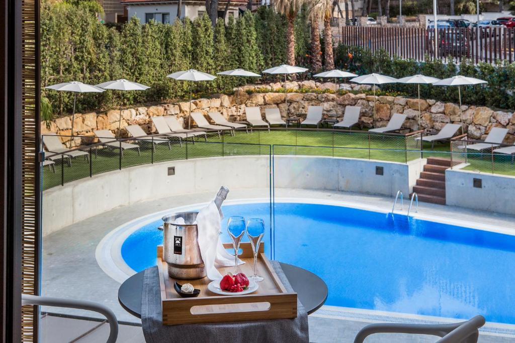 Golden Costa Salou - Adults Only 4* Sup — Basen in Salou, Katalonia