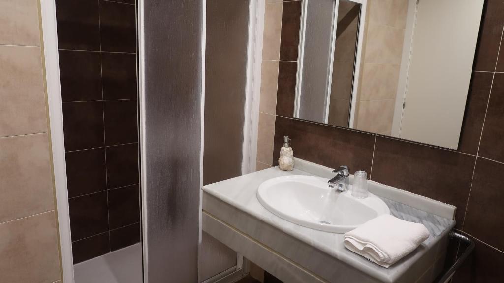 Hotel Teruel Plaza photo