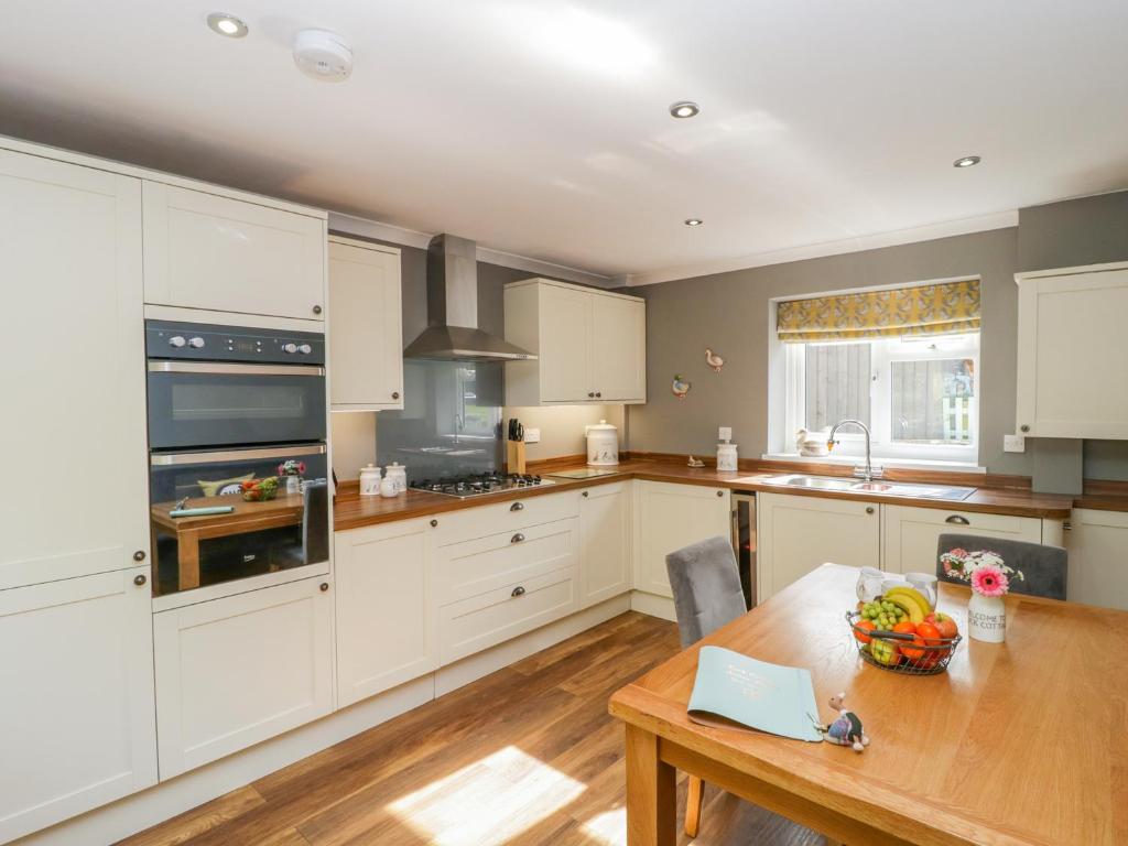 Duck Cottage, Weymouth photo 6