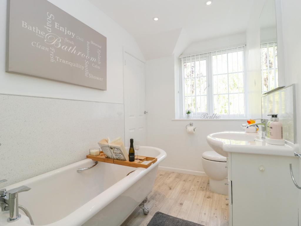 Duck Cottage, Weymouth photo 2