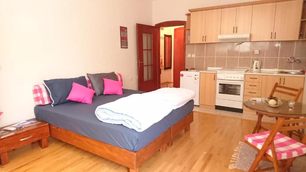 Hellena Apartment photo