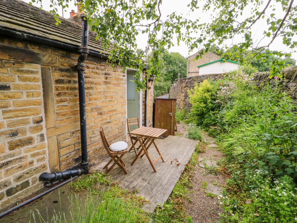 Bamforth Cottage, Holmbridge photo 8