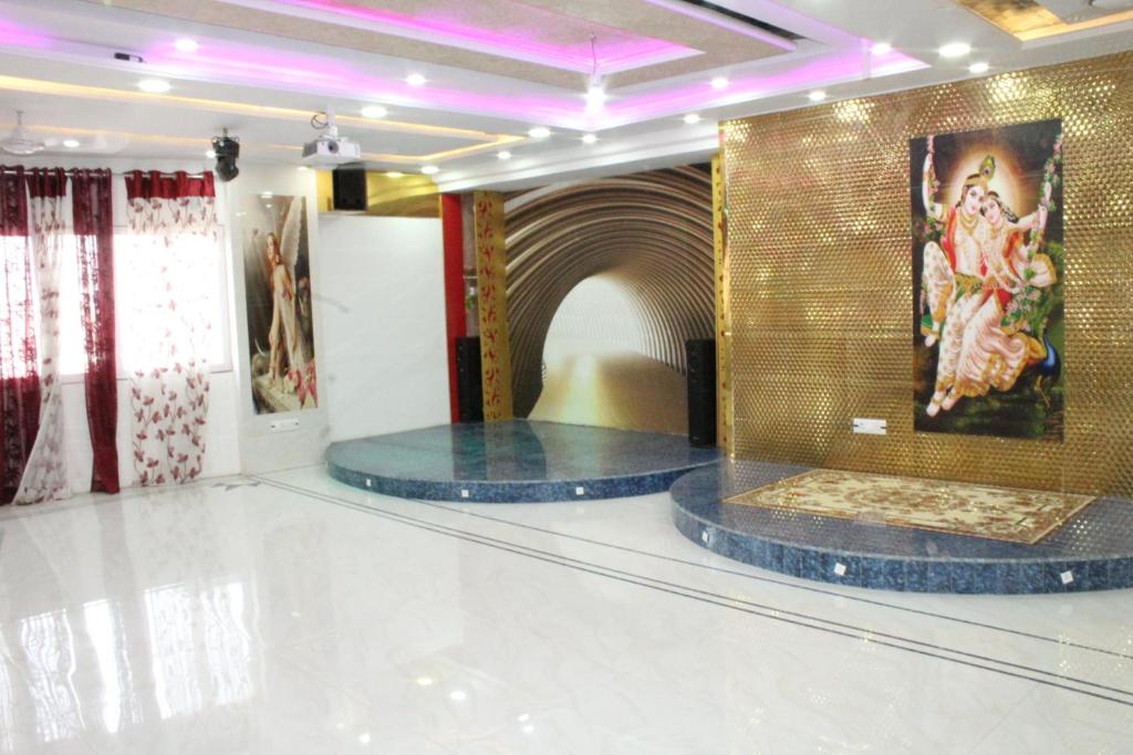 Hotel KPP Palace photo
