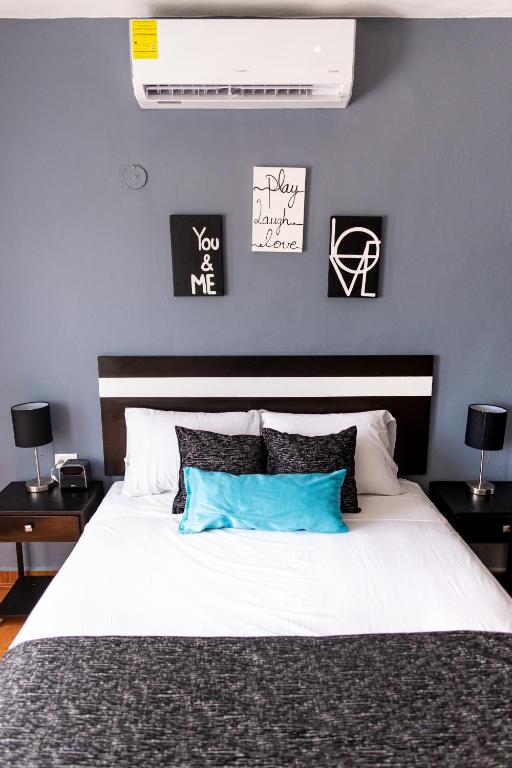 Santa Fe Studios And Suites photo