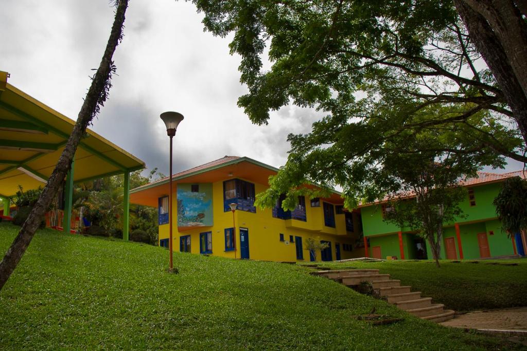 Exterior view, Ecohotel La Casona Pereira in Pereira