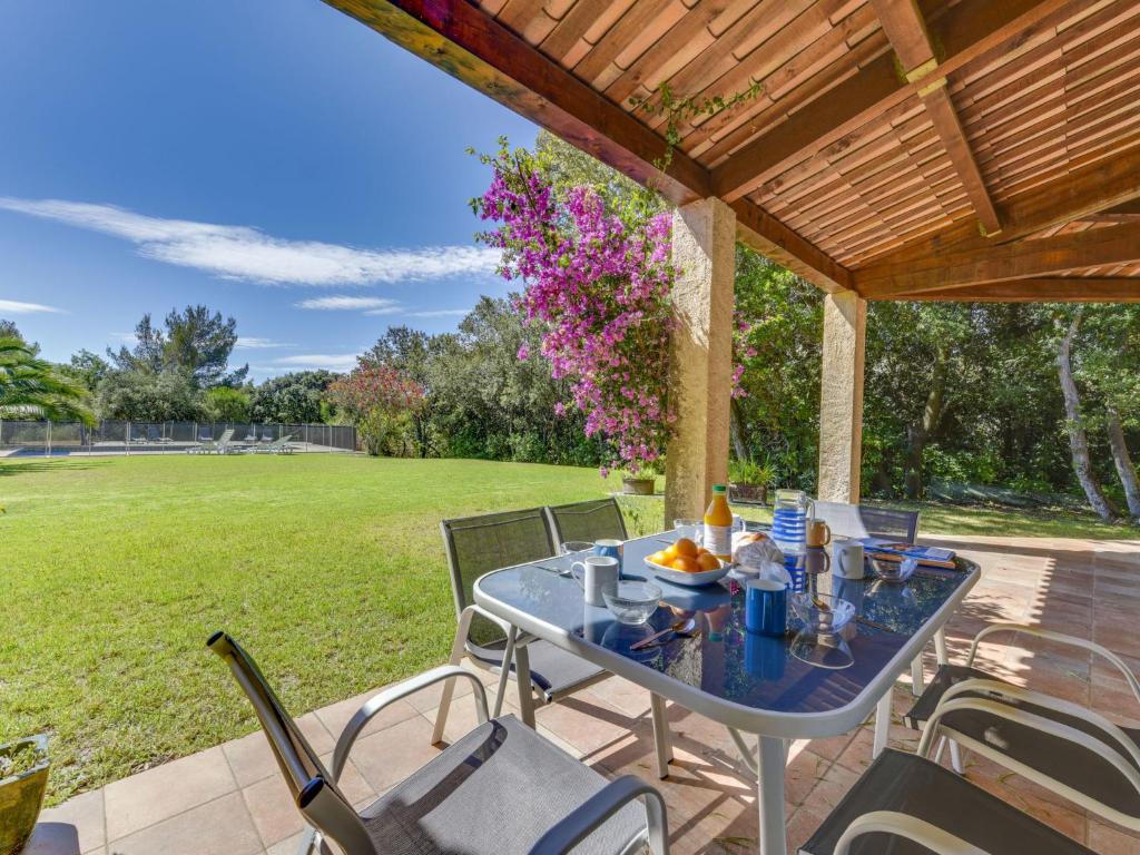 Villa Cassou by Interhome 전경
