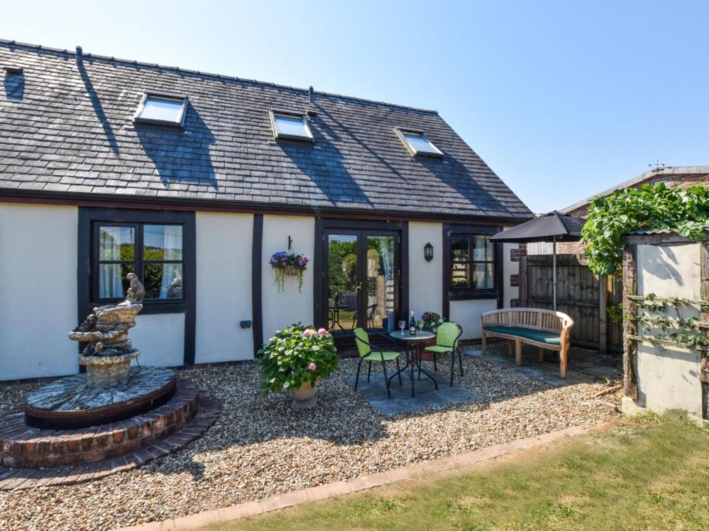 Holiday Home Bwthyn Bach by Interhome