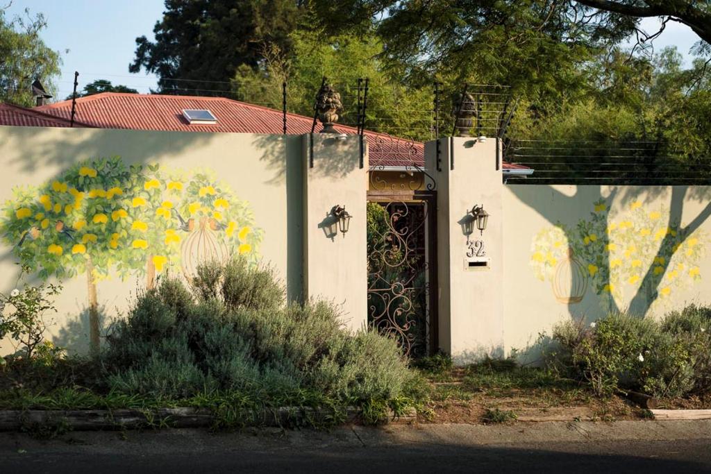 The Lemon Tree Self- Catering photo