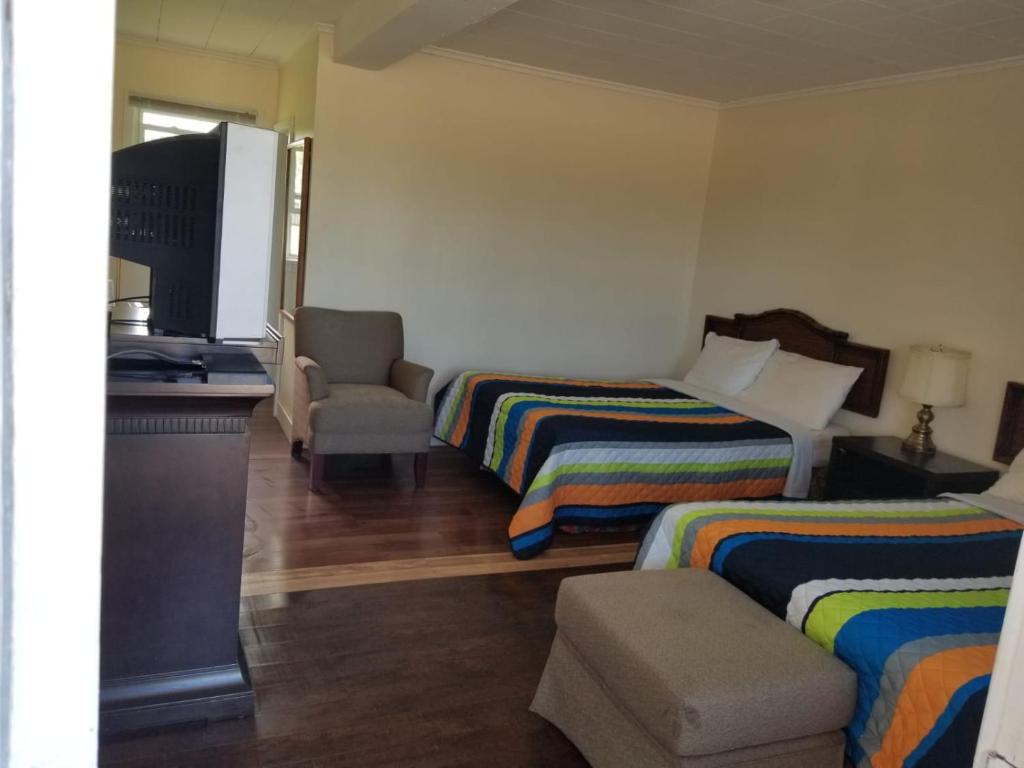 Eastwood Motel photo