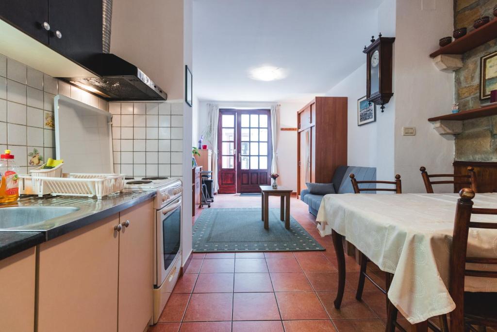 Apartments Pri Mari 6