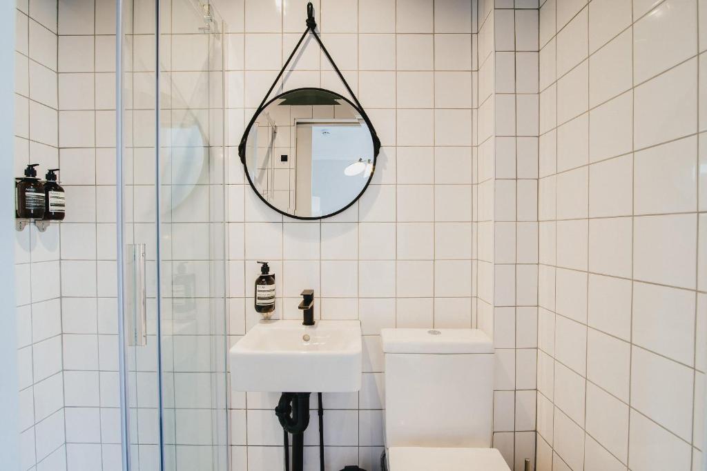 D8 - Shoreditch photo