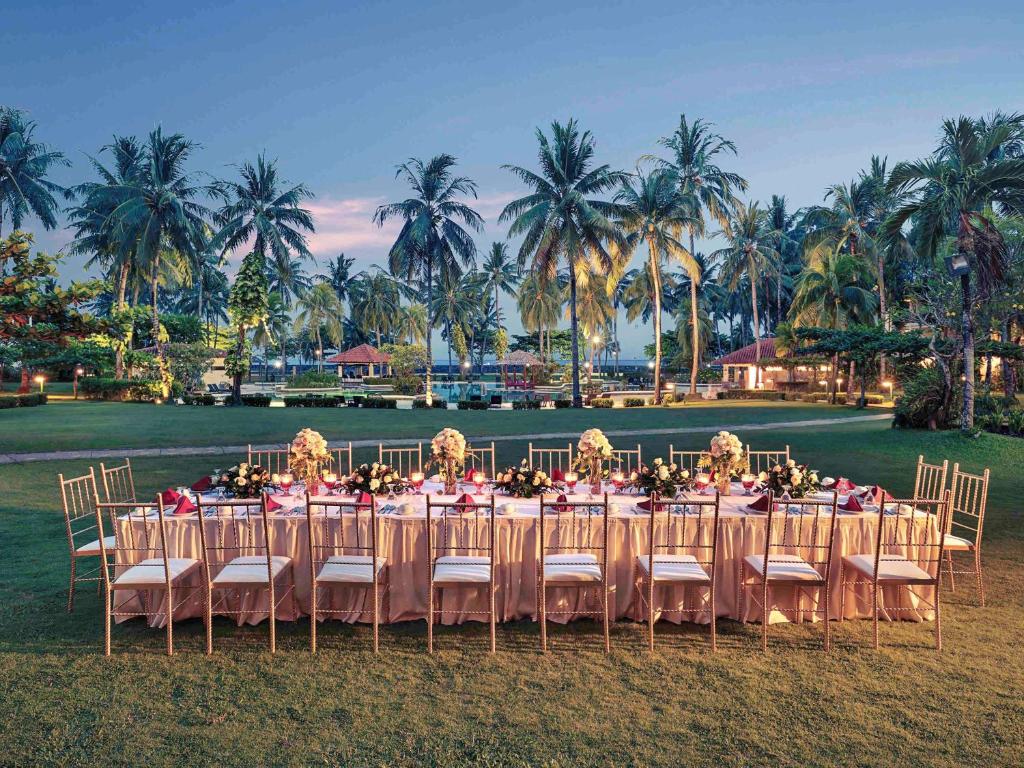 マナド タテリ リゾート アンド コンベンション - Dining image