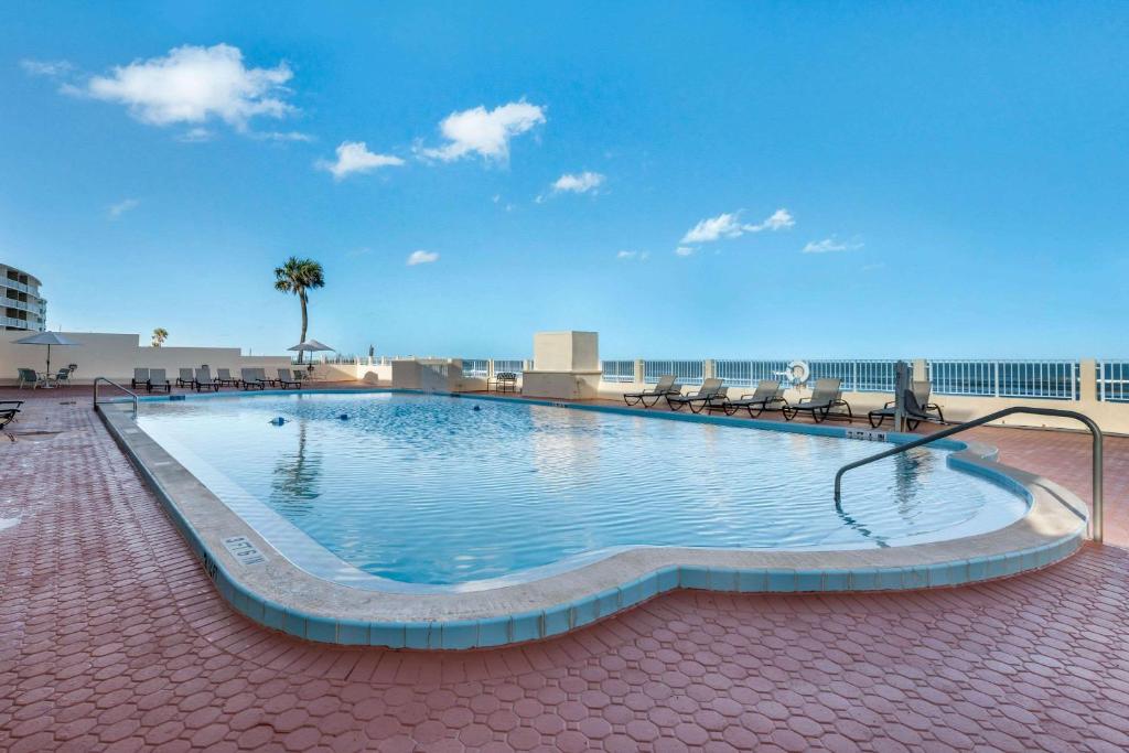 Quality Inn Daytona Beach Oceanfront photo