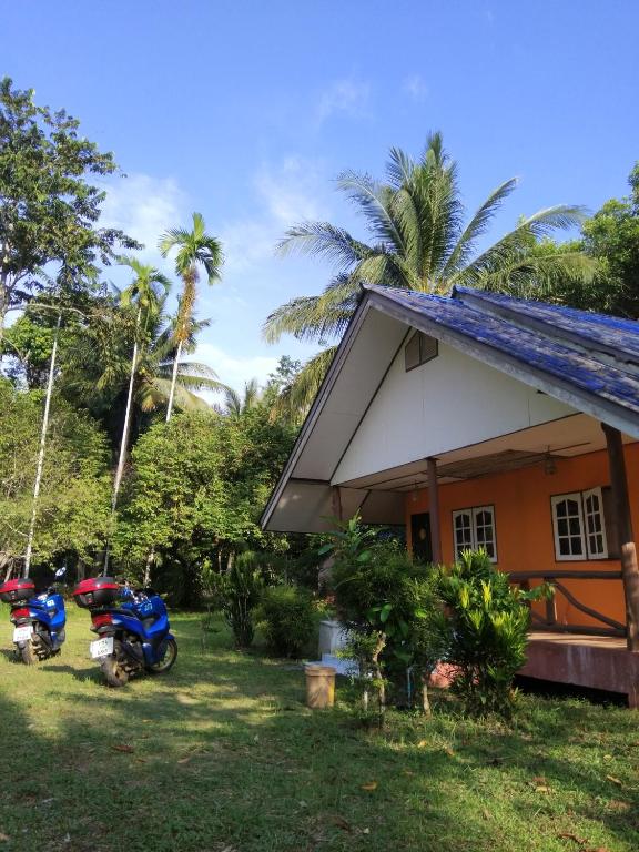 Diamond hill salak phet photo