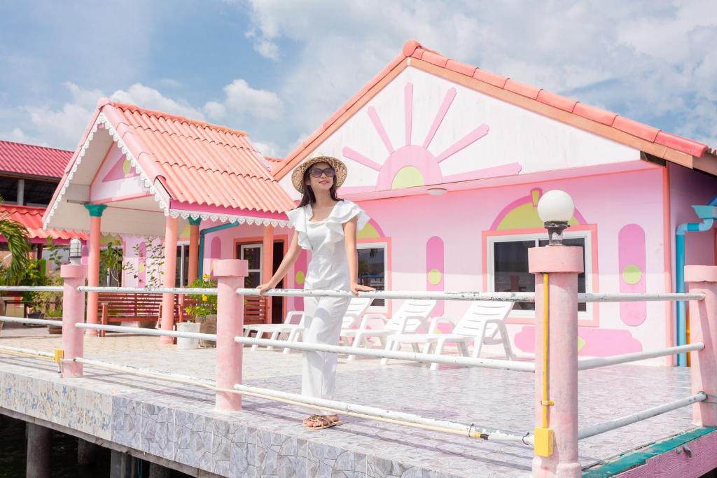 Jamesbond Bungalow Koh Panyee — Hotel in Phang Nga
