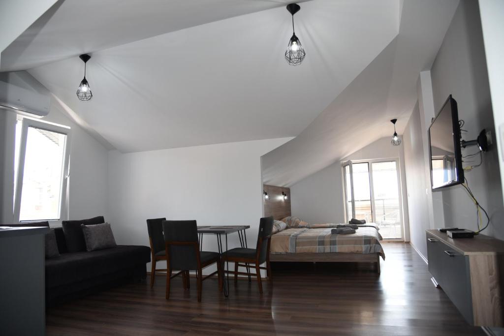 Mihail's Apartments in Ohrid - 2 photo