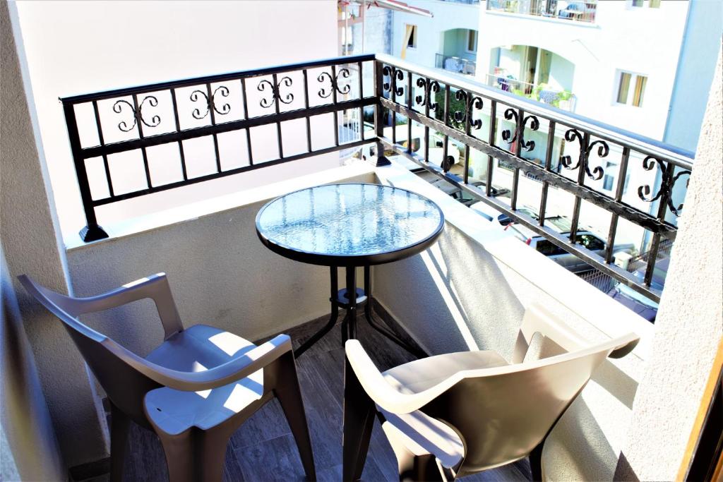 Balcony/terrace, Martinovic Rooms in Budva
